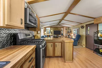 2 5th Ave #2, Bourne, MA 02559 - Photo 14