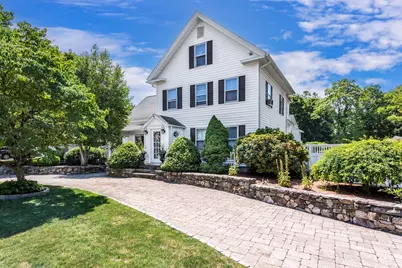 1322 Pond St, Franklin, MA 02038 - Photo 1