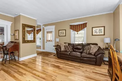 1322 Pond St, Franklin, MA 02038 - Photo 6