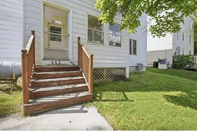 151 Onota St, Pittsfield, MA 01201 - Photo 4