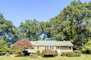 54 Dell St, Montague, MA 01376 - Photo 2
