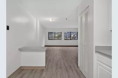 99 Florence St #609, Malden, MA 02148 - Photo 32