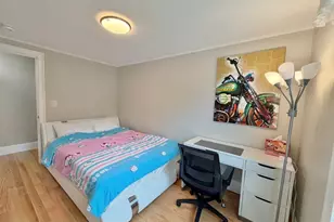 22 Dorchester St, Waltham, MA 02453 - Photo 10