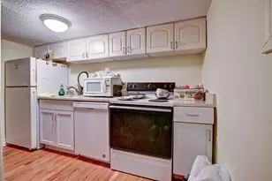 57 Brighton Ave, Boston, MA 02134 - Photo 8