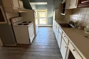 1846 R S Main St R, Fall River, MA 02724 - Photo 4