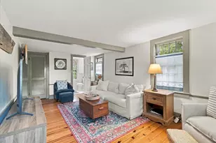 170 Lakeview Ave, Falmouth, MA 02540 - Photo 8