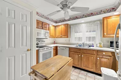 50 Highland Street #35, Taunton, MA 02780 - Photo 4