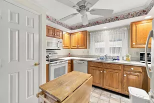 50 Highland St, Taunton, MA 02780 - Photo 4