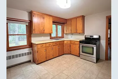 18 Main St, Chelmsford, MA 01863 - Photo 4