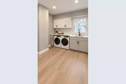 17 West Avenue #2, Salem, MA 01970 - Photo 2