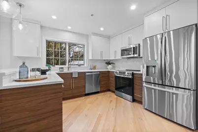 200 Fayette #1, Watertown, MA 02472 - Photo 8