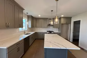 40 Titicut Ave, Bridgewater, MA 02324 - Photo 6