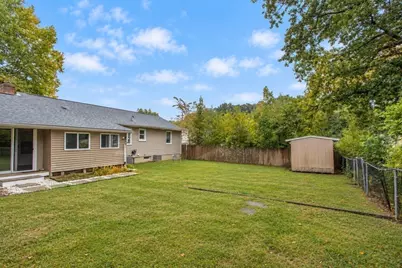 234 Carver St, Springfield, MA 01108 - Photo 38
