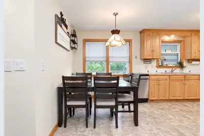 234 Carver St, Springfield, MA 01108 - Photo 12