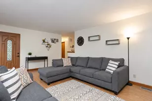 234 Carver St, Springfield, MA 01108 - Photo 4