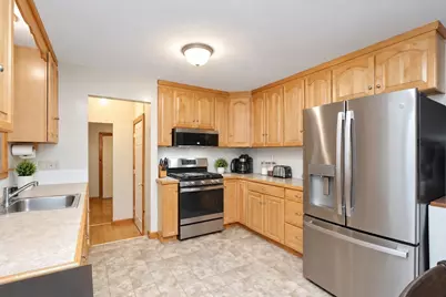 234 Carver St, Springfield, MA 01108 - Photo 10