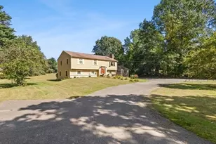 95 Crooked Ln, Lakeville, MA 02347 - Photo 4