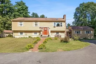 95 Crooked Ln, Lakeville, MA 02347 - Photo 2