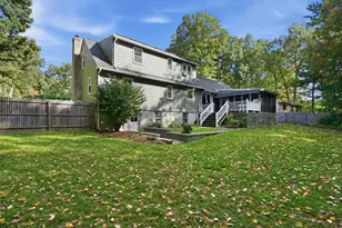 3 Lance Ln, Wilbraham, MA 01095 - Photo 2
