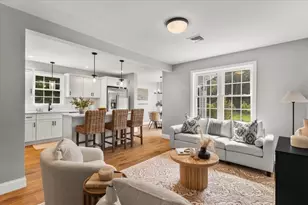 19 Hunter St, Taunton, MA 02780 - Photo 12
