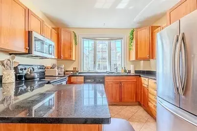 27R Albion #2, Somerville, MA 02143 - Photo 10