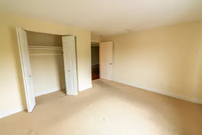 2320 Skyline Dr #18, Lowell, MA 01854 - Photo 8