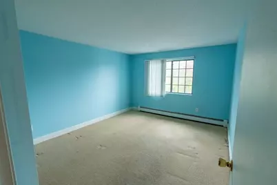 2320 Skyline Dr #18, Lowell, MA 01854 - Photo 10