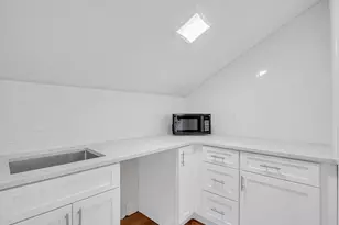 107 Great Rd, Acton, MA 01720 - Photo 4