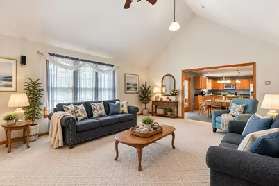 473 Main Street, Hudson, MA 01749 - Photo 14