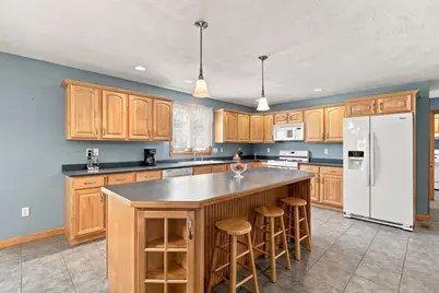 473 Main Street, Hudson, MA 01749 - Photo 8
