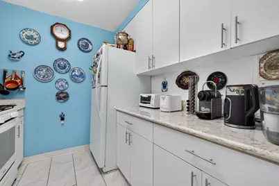 44 Washington #502, Brookline, MA 02445 - Photo 12