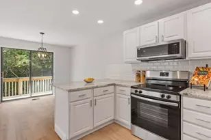 4 Victoria Dr, Auburn, MA 01501 - Photo 4
