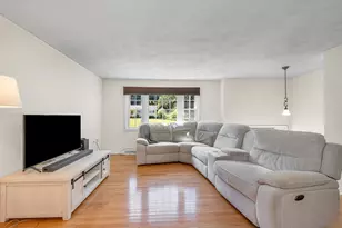 7 Hickory Dr, Townsend, MA 01469 - Photo 6