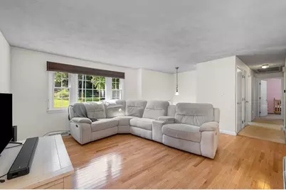 7 Hickory Dr, Townsend, MA 01469 - Photo 4