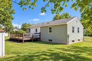 32 Campbell Dr, Easthampton, MA 01027 - Photo 8