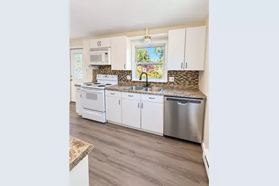 32 Campbell Dr, Easthampton, MA 01027 - Photo 14