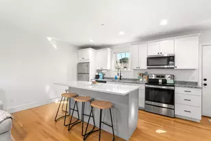 224 Court St, New Bedford, MA 02740 - Photo 6