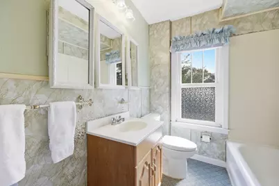 35 Rimmon Ave, Springfield, MA 01107 - Photo 32