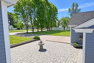 24 Brouilette St, Chelmsford, MA 01863 - Photo 10