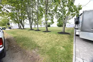 24 Brouilette St, Chelmsford, MA 01863 - Photo 8