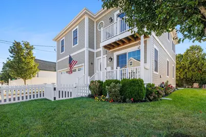 1260 Sea Street, Quincy, MA 02169 - Photo 2