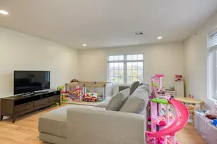 17 School, Hudson, MA 01749 - Photo 4