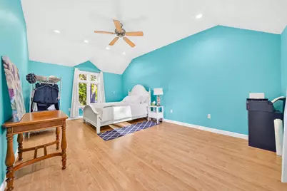 53 Allendale Ave, Billerica, MA 01821 - Photo 16