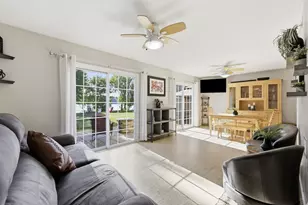 63 Autumn St, Agawam, MA 01001 - Photo 10