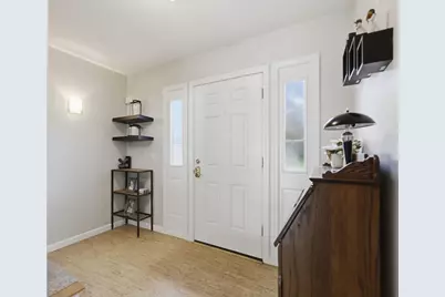 63 Autumn St, Agawam, MA 01001 - Photo 8