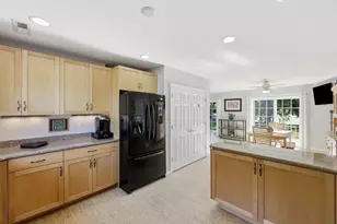 63 Autumn St, Agawam, MA 01001 - Photo 18
