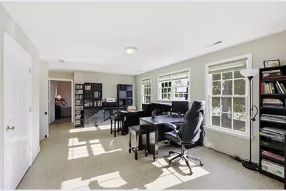63 Autumn St, Agawam, MA 01001 - Photo 28