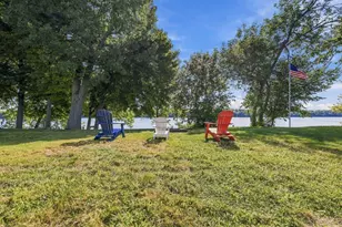 63 Autumn St, Agawam, MA 01001 - Photo 6