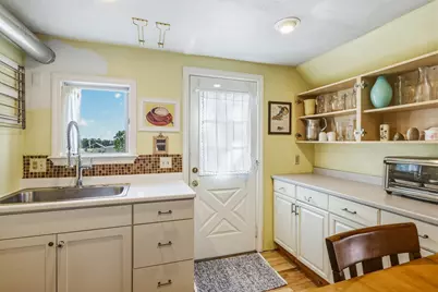 239 Bridge Street, Northampton, MA 01060 - Photo 32