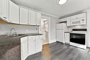 14 Central St, Ashburnham, MA 01430 - Photo 4